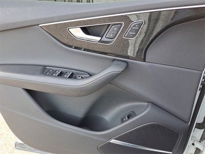 2021 Audi Q7 55 Prestige quattro