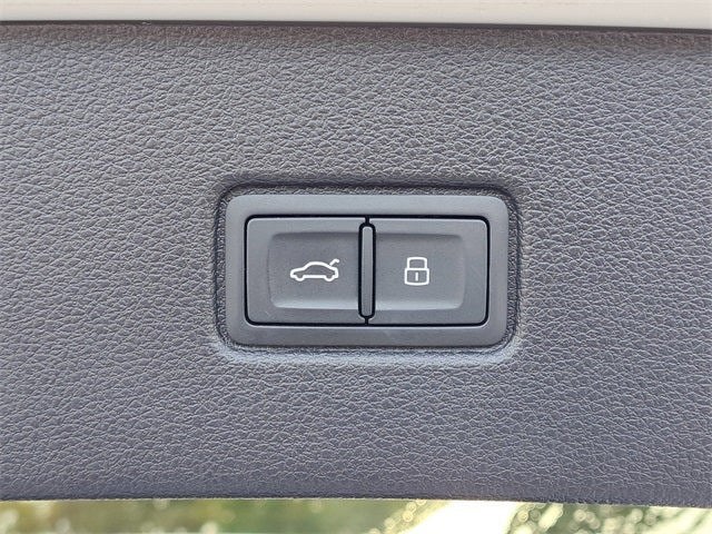 2021 Audi Q7 55 Prestige quattro