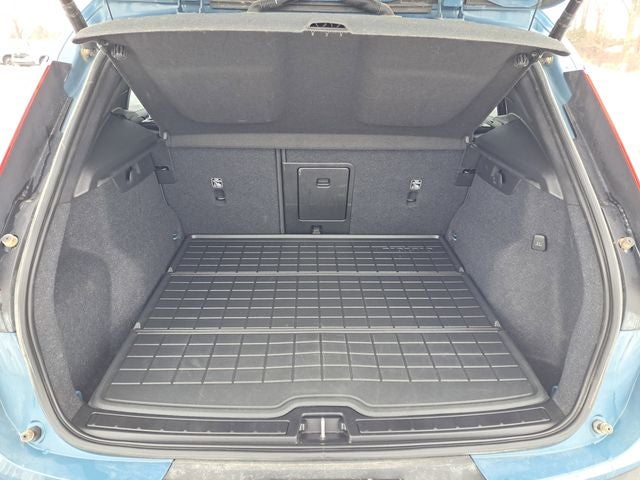 2023 Volvo XC40 Ultimate