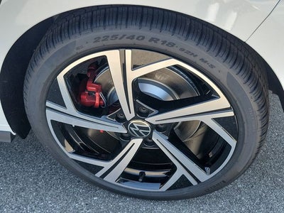 2025 Volkswagen Golf GTI 2.0T SE