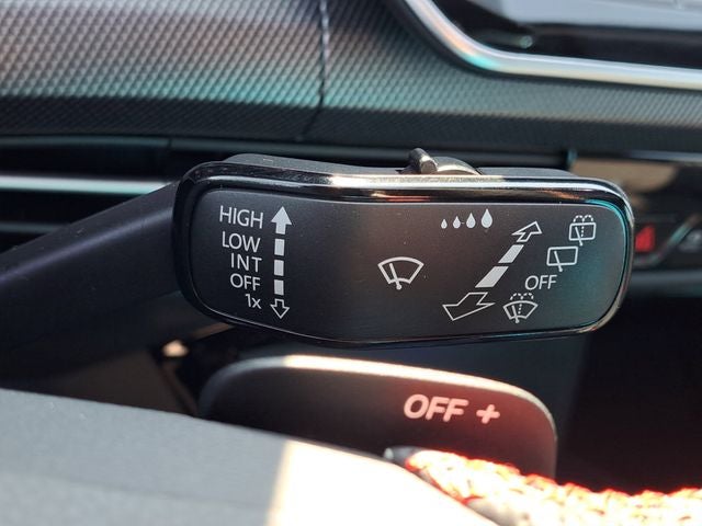 2025 Volkswagen Golf GTI 2.0T SE